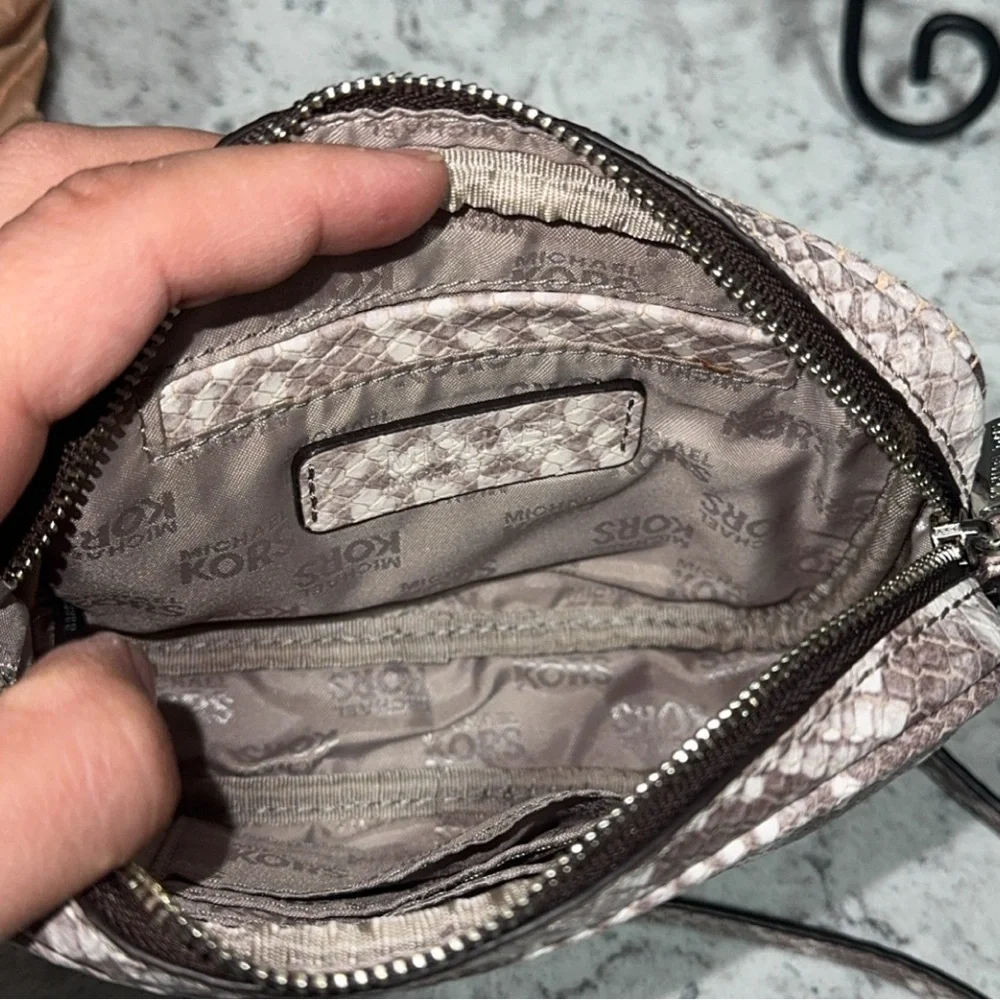 Michael Kors Snake Print Crossbody Bag Cindy Leather Purse AUTHENTIC Like New - Picture 12 of 12